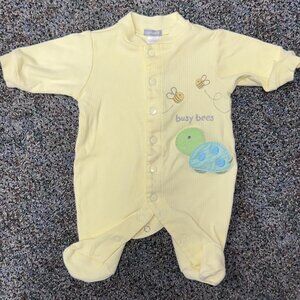 NB Vintage Baby Clothes New Carter's Newborn Yellow Romper Bees Turtle 90s Y2K